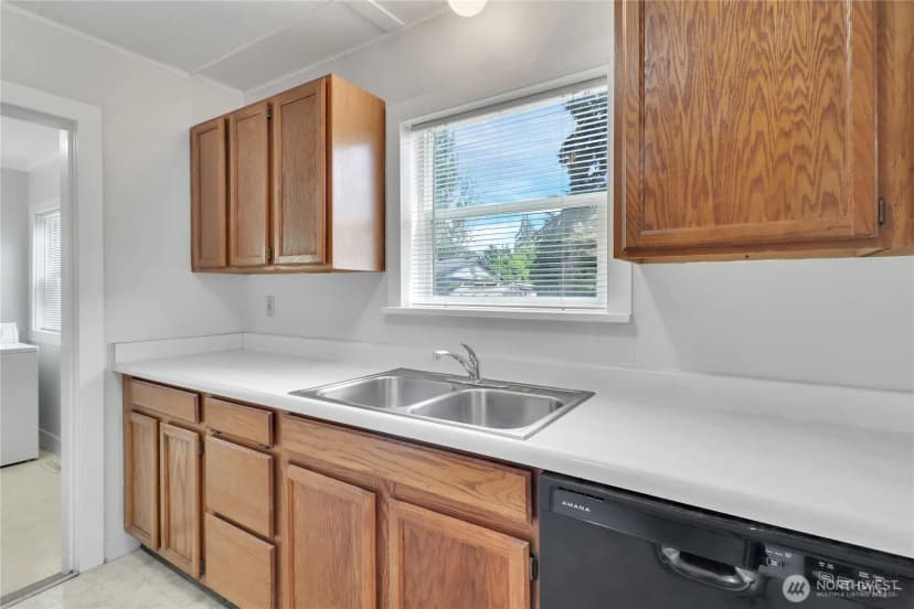 Property photo for 720 Roosevelt Street Ne, Olympia photo 10