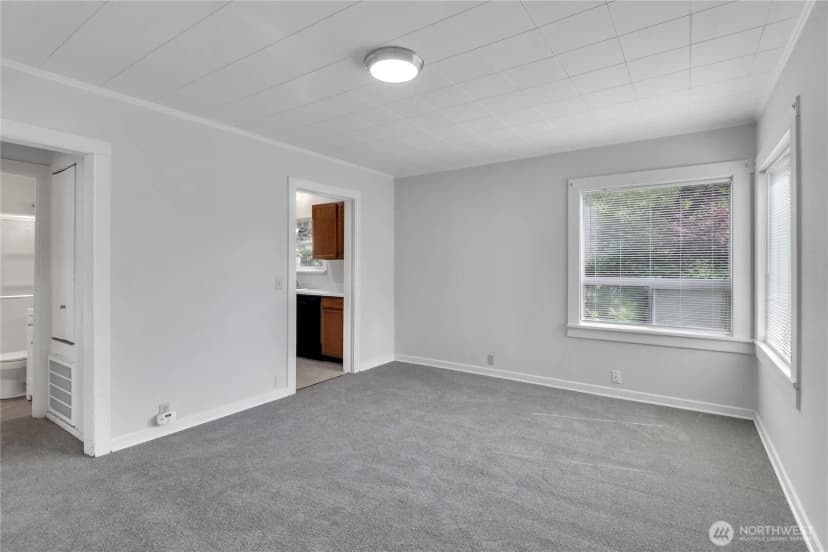 Property photo for 720 Roosevelt Street Ne, Olympia photo 6