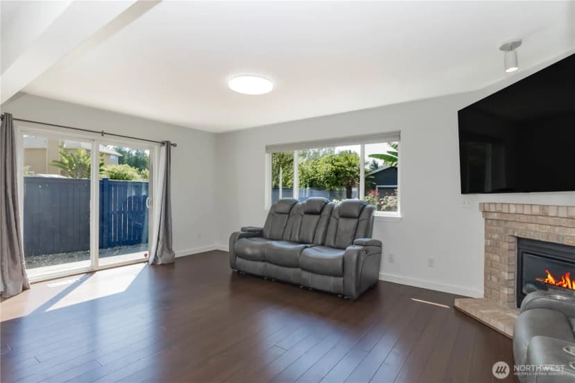 Property photo for 11703 Se 229th Place, Kent photo 8