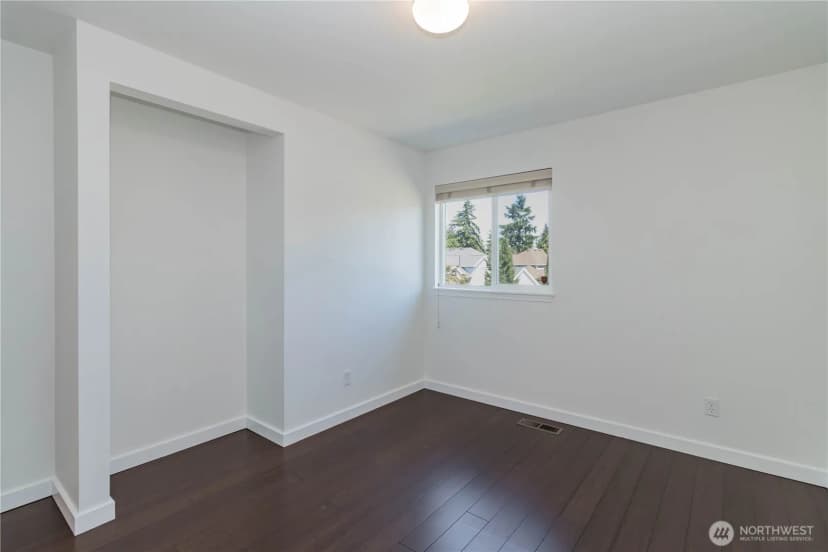 Property photo for 11703 Se 229th Place, Kent photo 16
