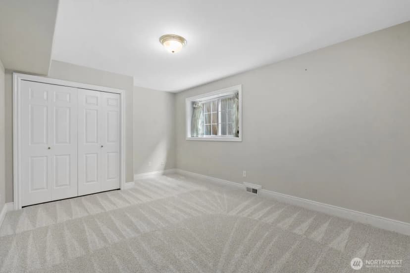 Property photo for 1542 E Sammamish Parkway Ne, Sammamish photo 21