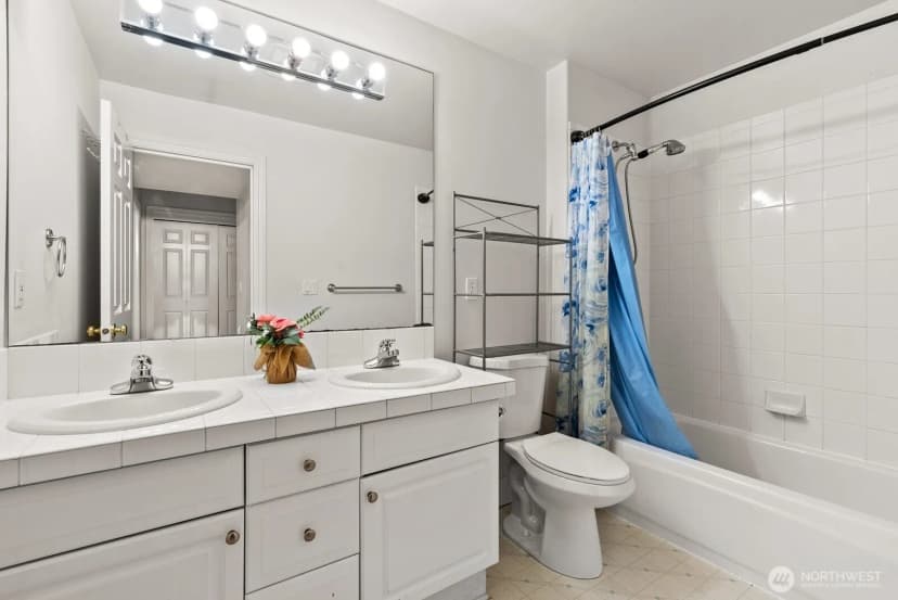 Property photo for 1542 E Sammamish Parkway Ne, Sammamish photo 22