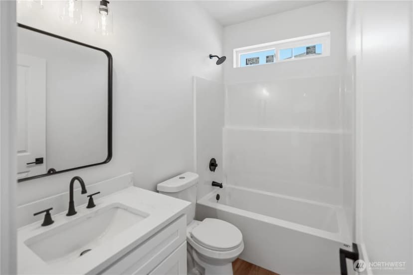 Property photo for 909 Ne 6th Avenue, Ephrata photo 20