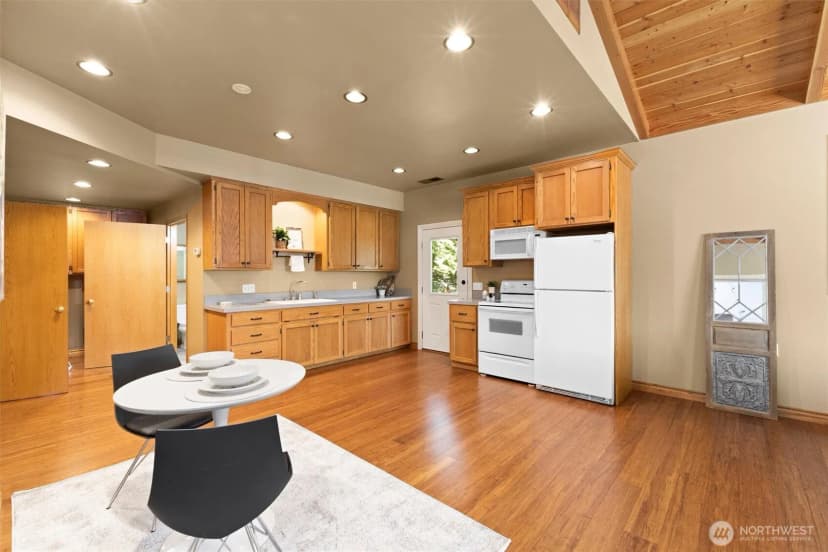 Property photo for 929 E Hemmi Road, Everson photo 25