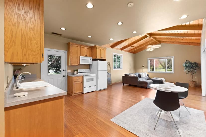 Property photo for 929 E Hemmi Road, Everson photo 27