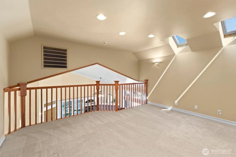 Property photo for 929 E Hemmi Road, Everson photo 22