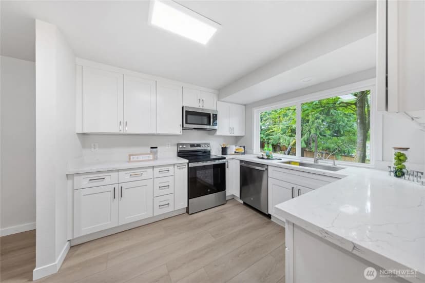 Property photo for 4123 Sw 328th Street, Federal Way photo 11