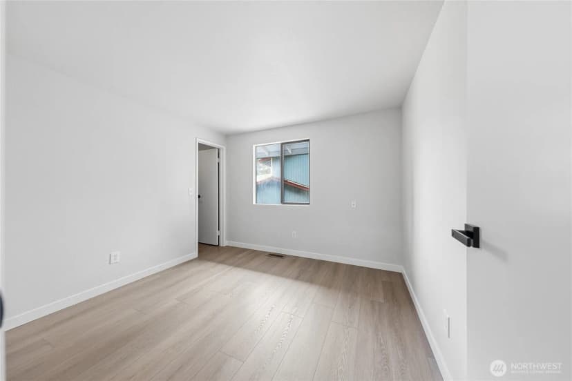 Property photo for 4123 Sw 328th Street, Federal Way photo 18