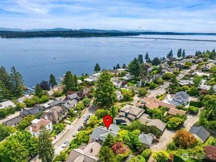 Property photo for 4529 E Laurel Drive Ne, Seattle photo 40