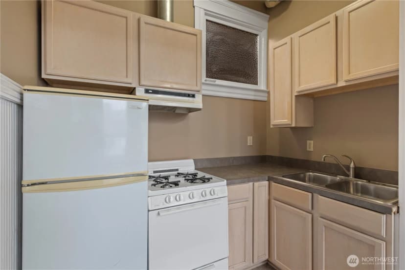 Property photo for 176 S Howard Street, Spokane photo 23