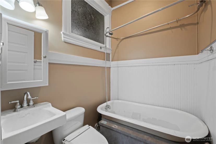 Property photo for 176 S Howard Street, Spokane photo 25