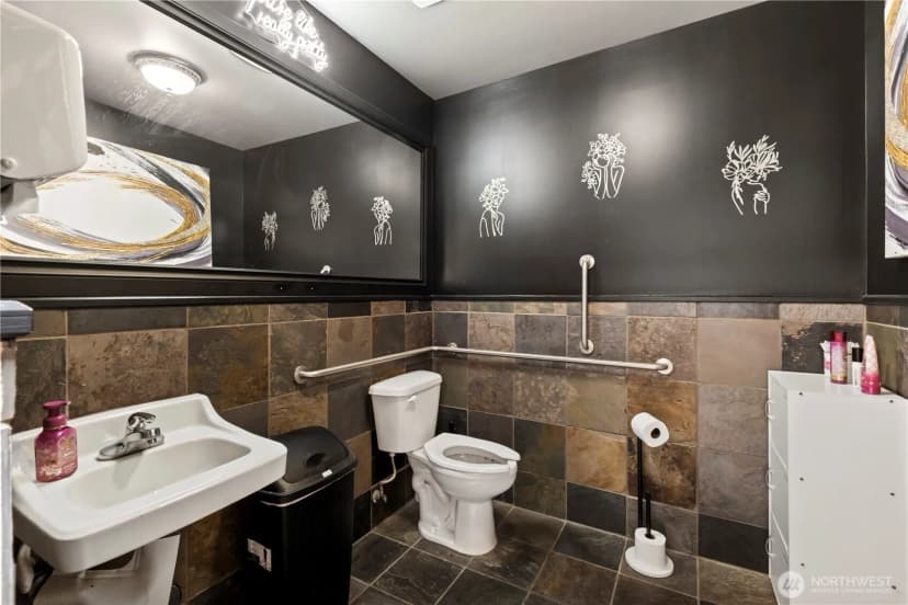 Property photo for 176 S Howard Street, Spokane photo 13