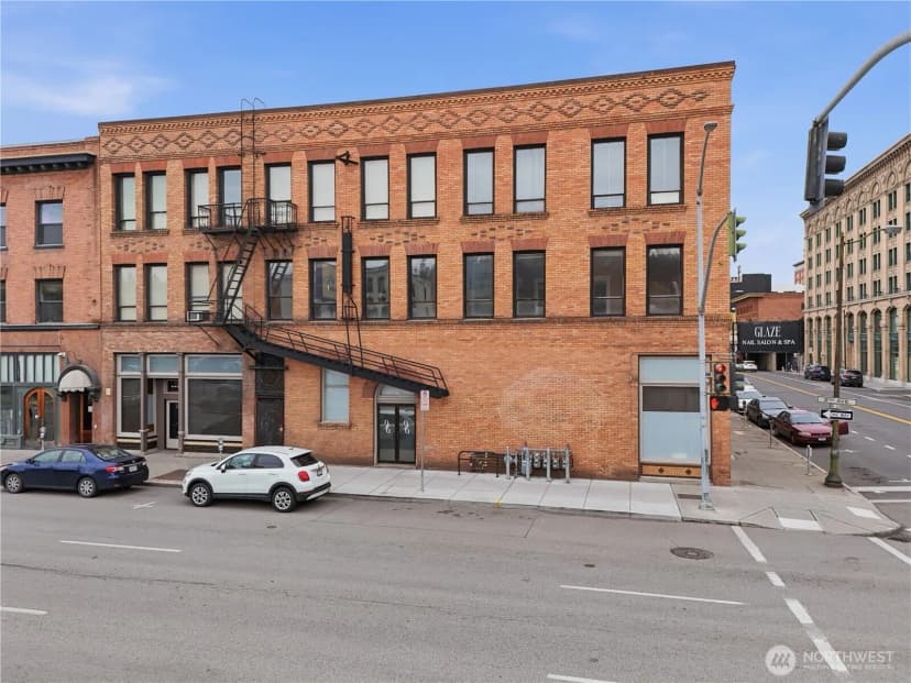 Property photo for 176 S Howard Street, Spokane photo 26