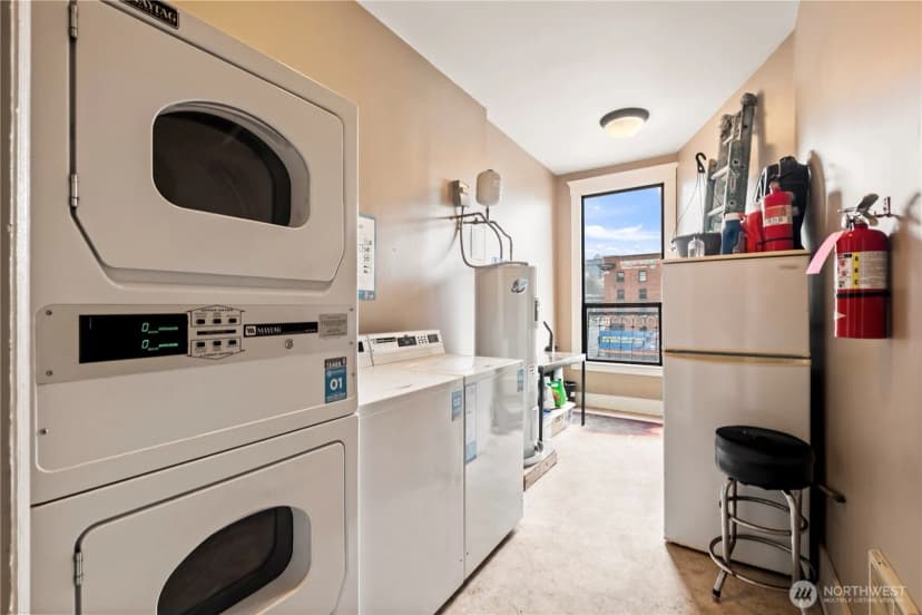 Property photo for 176 S Howard Street, Spokane photo 5