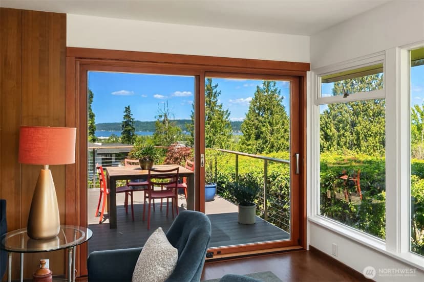 Property photo for 5757 64th Avenue Ne, Seattle photo 11