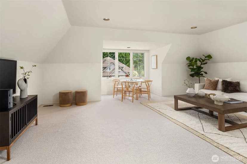 Property photo for 19524 Se 24th Place, Sammamish photo 36