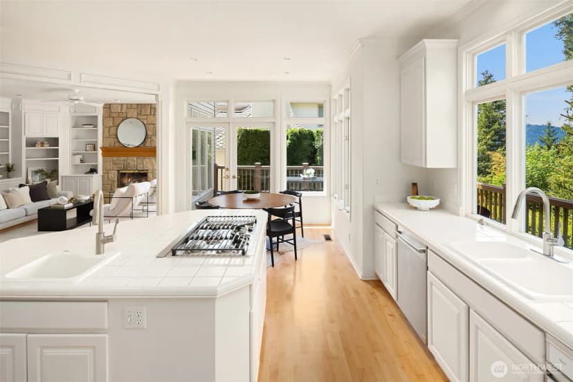Property photo for 19524 Se 24th Place, Sammamish photo 12