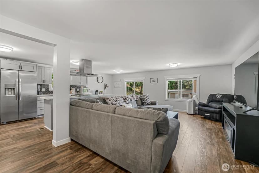 Property photo for 6622 146th Street Sw #10, Lakewood photo 4