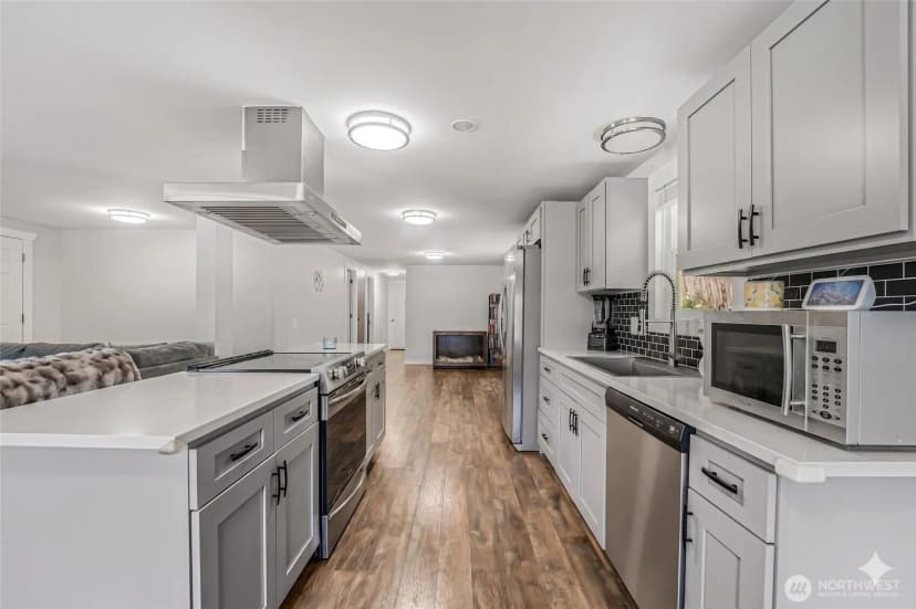 Property photo for 6622 146th Street Sw #10, Lakewood photo 10