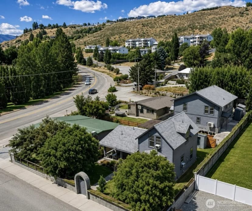 Property photo for 330 W Highland Avenue, Chelan photo 37