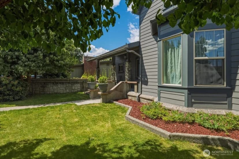 Property photo for 330 W Highland Avenue, Chelan photo 31