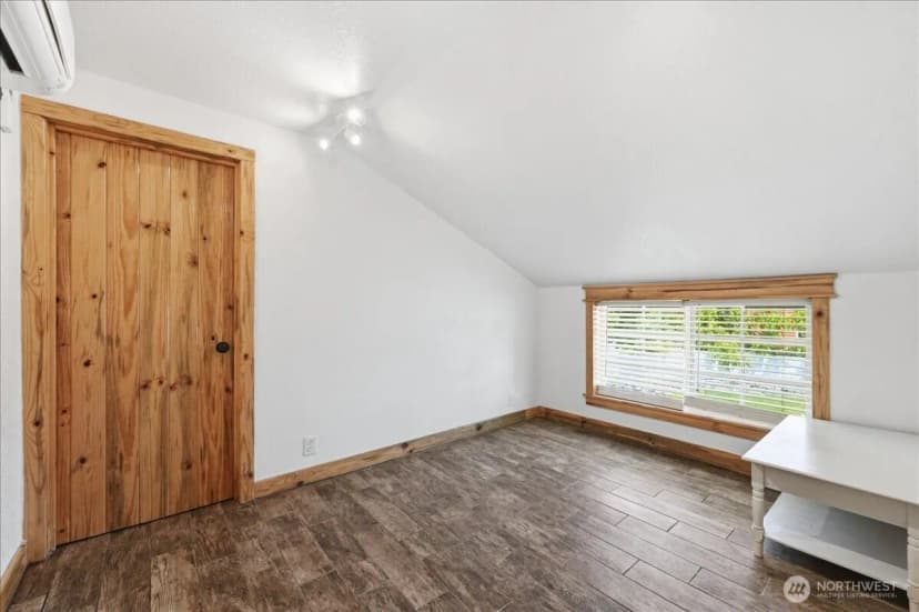 Property photo for 330 W Highland Avenue, Chelan photo 12