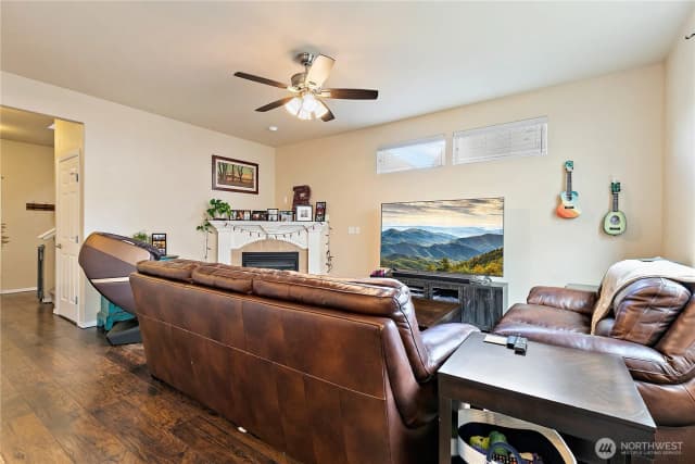 Property photo for 111 178th Street Ct E, Spanaway photo 3