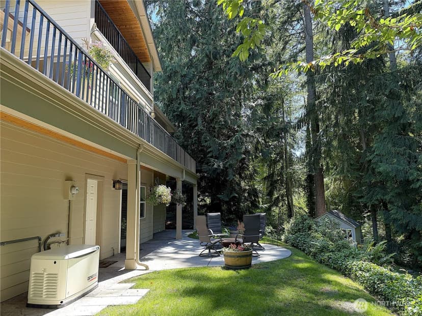 Property photo for 18210 Homeview Drive, Edmonds photo 29