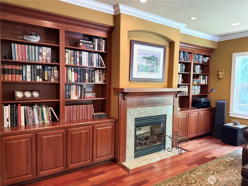 Property photo for 18210 Homeview Drive, Edmonds photo 7