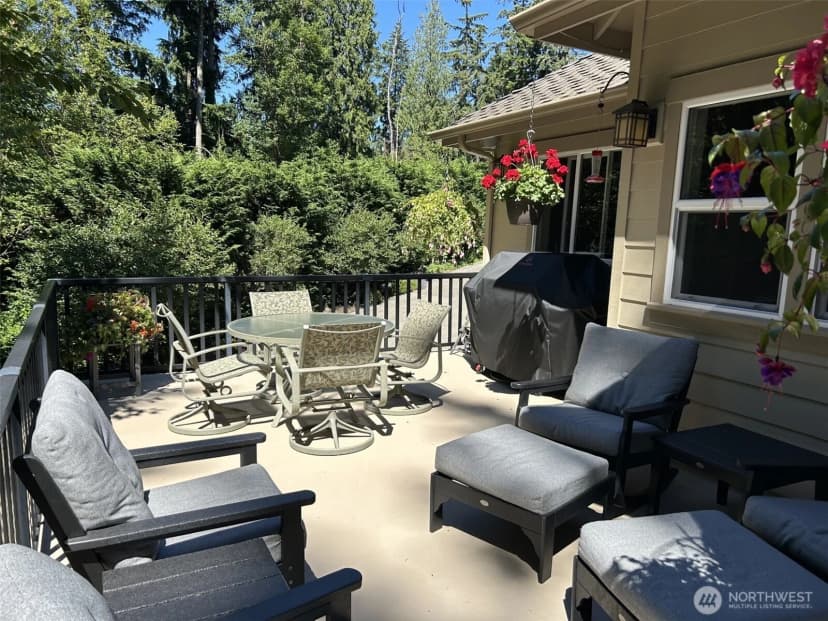 Property photo for 18210 Homeview Drive, Edmonds photo 31