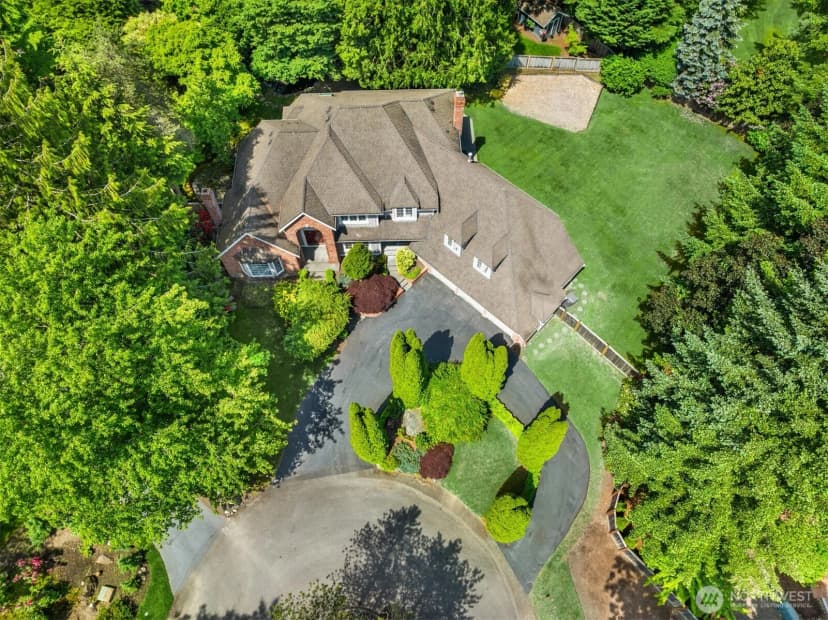 Property photo for 19862 Ne 126th Place, Woodinville photo 2