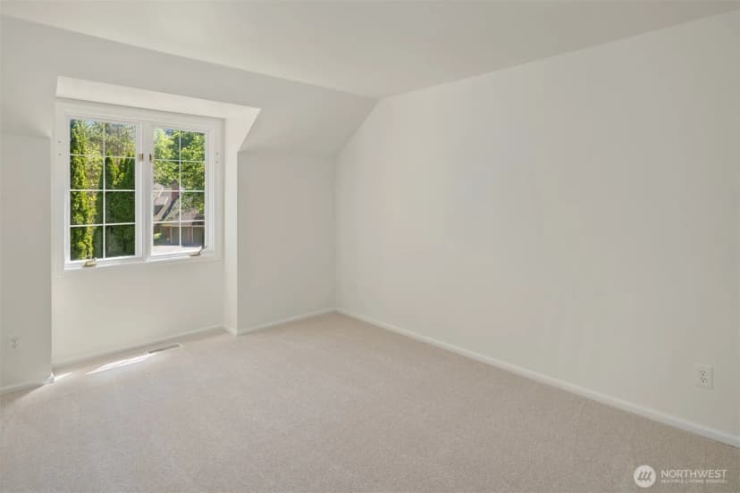 Property photo for 19862 Ne 126th Place, Woodinville photo 26