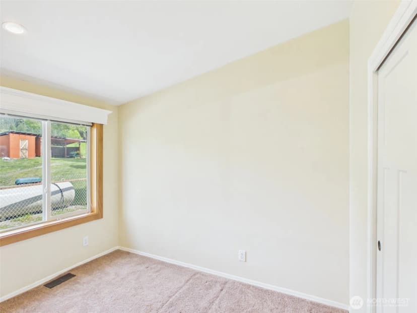 Property photo for 220 Center Road, Republic photo 8