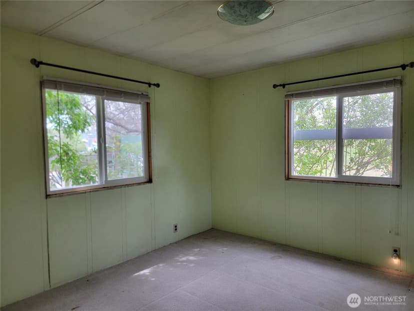 Property photo for 220 Center Road, Republic photo 34