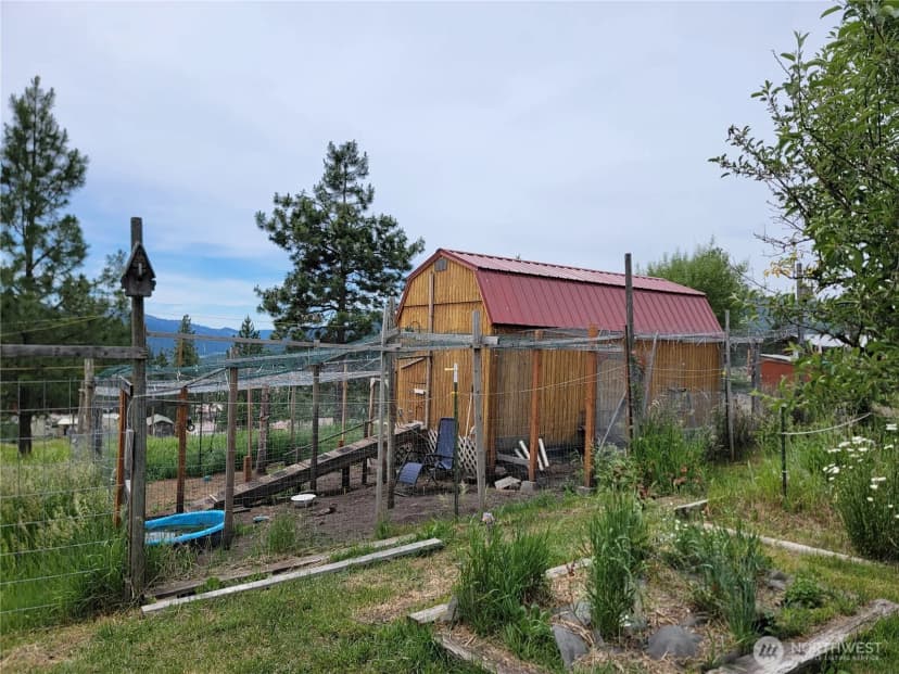 Property photo for 220 Center Road, Republic photo 25