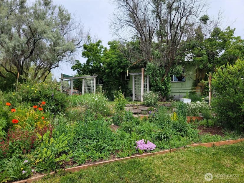 Property photo for 220 Center Road, Republic photo 29