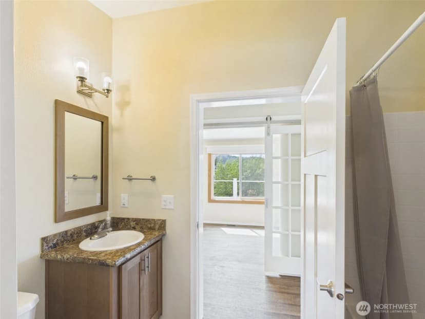 Property photo for 220 Center Road, Republic photo 14