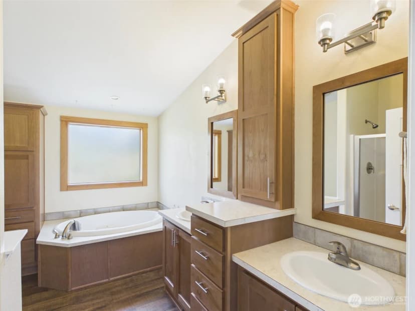 Property photo for 220 Center Road, Republic photo 7