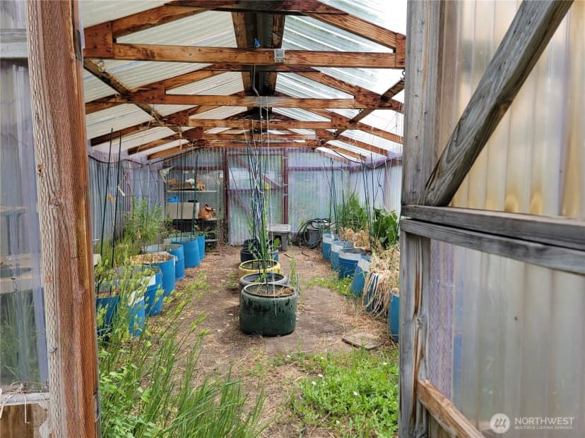 Property photo for 220 Center Road, Republic photo 28