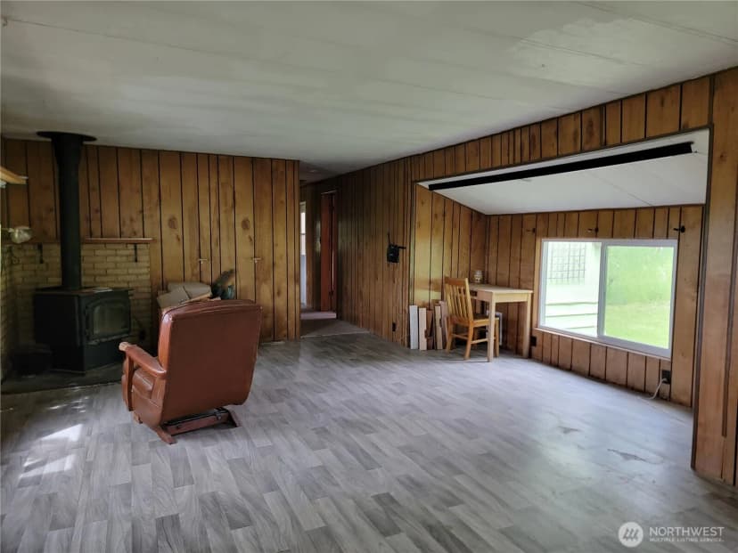 Property photo for 220 Center Road, Republic photo 31