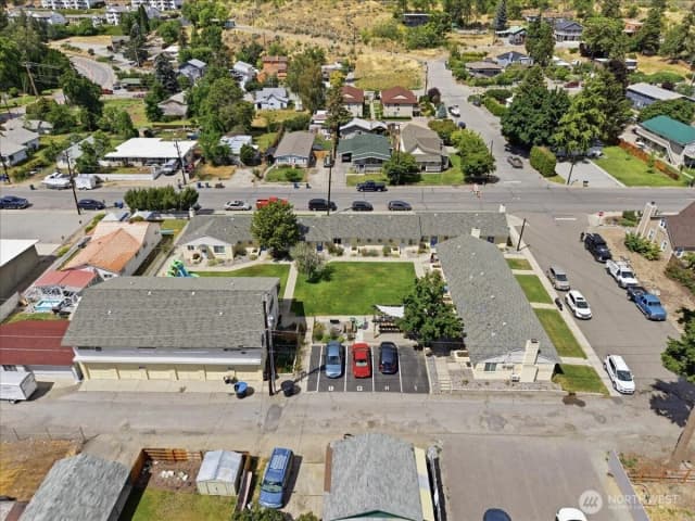 Property photo for 315 W Gibson Avenue, Chelan photo 5
