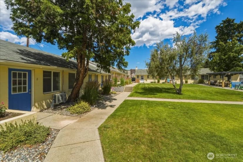 Property photo for 315 W Gibson Avenue, Chelan photo 8