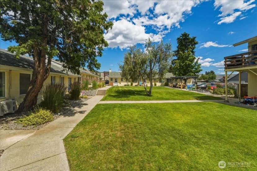 Property photo for 315 W Gibson Avenue, Chelan photo 13
