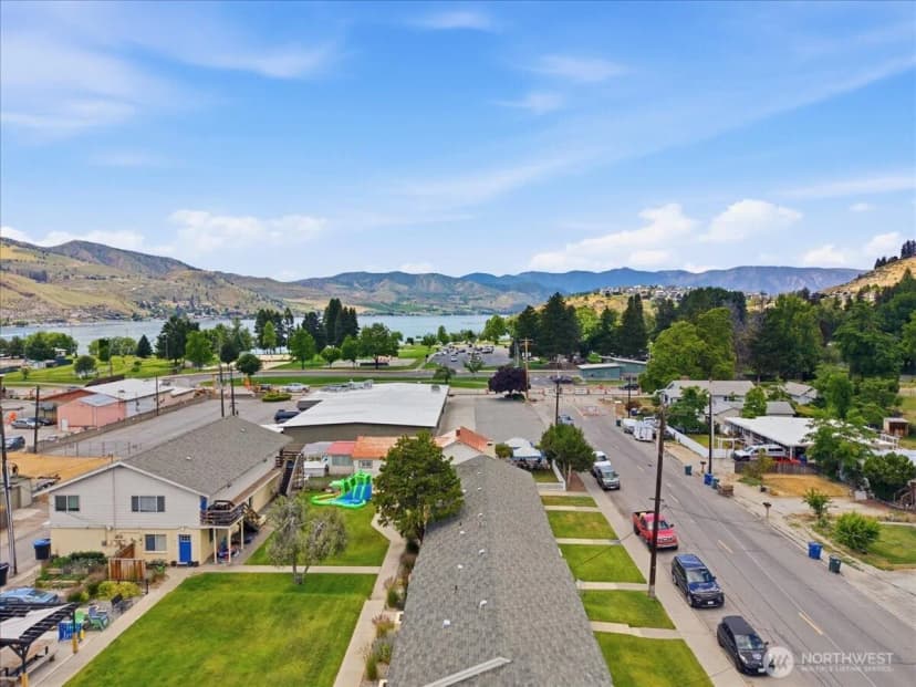 Property photo for 315 W Gibson Avenue, Chelan photo 21