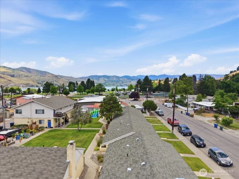 Property photo for 315 W Gibson Avenue, Chelan photo 20