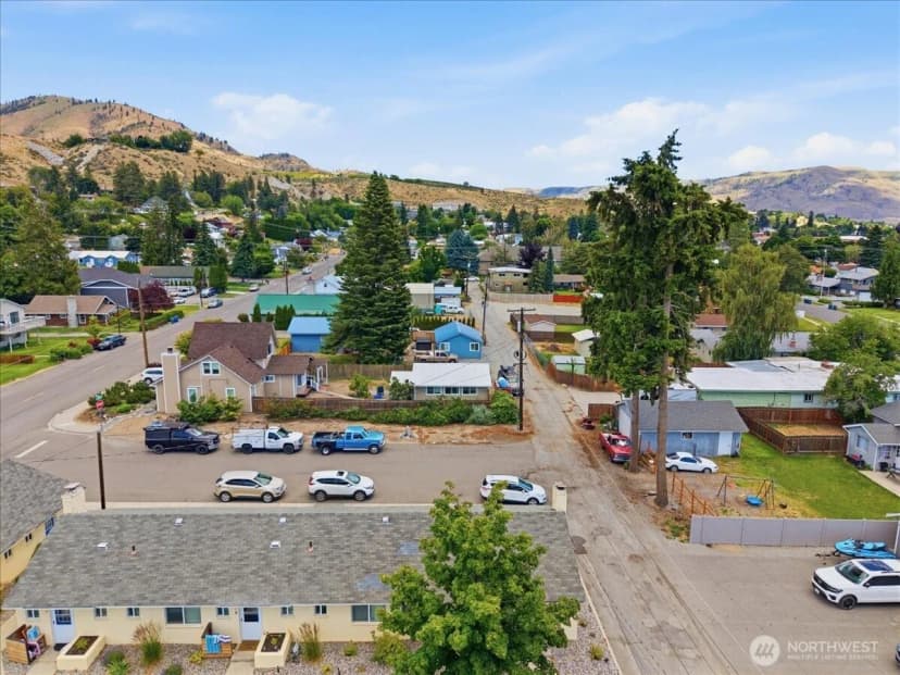Property photo for 315 W Gibson Avenue, Chelan photo 18
