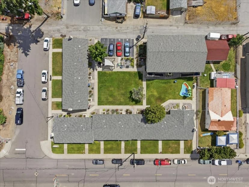 Property photo for 315 W Gibson Avenue, Chelan photo 6