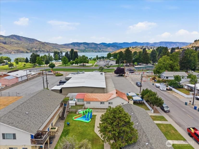 Property photo for 315 W Gibson Avenue, Chelan photo 23