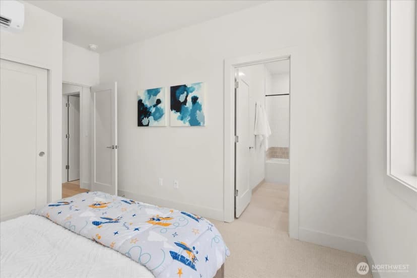 Property photo for 5739 25th Avenue Ne, Seattle photo 39