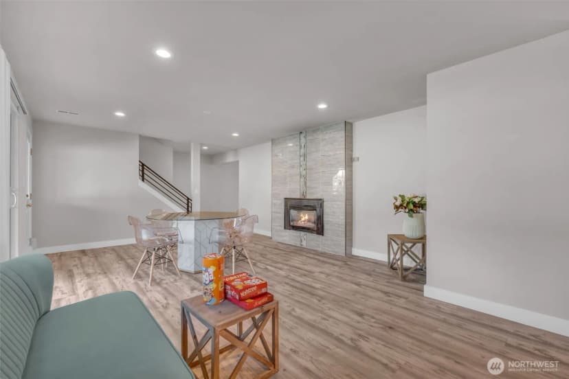 Property photo for 19156 66th Place Ne, Kenmore photo 24
